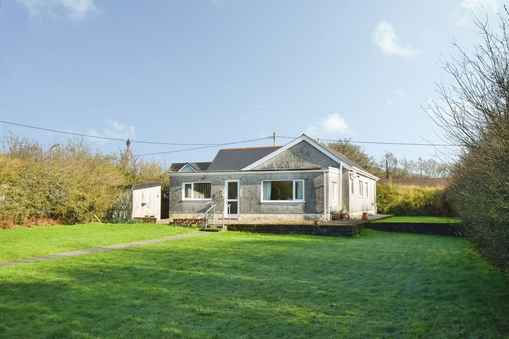 Property photo 2 of 20 Pbox-Img.Jpg