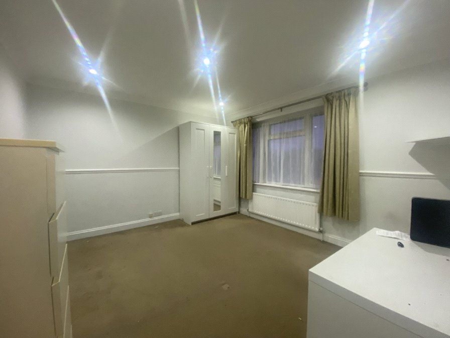 Property photo 3 of 10 Picture No. 01