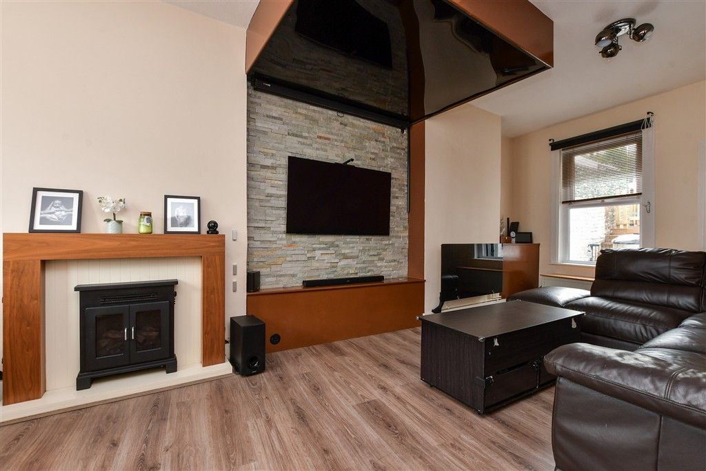 Property photo 3 of 9 Lounge/Diner