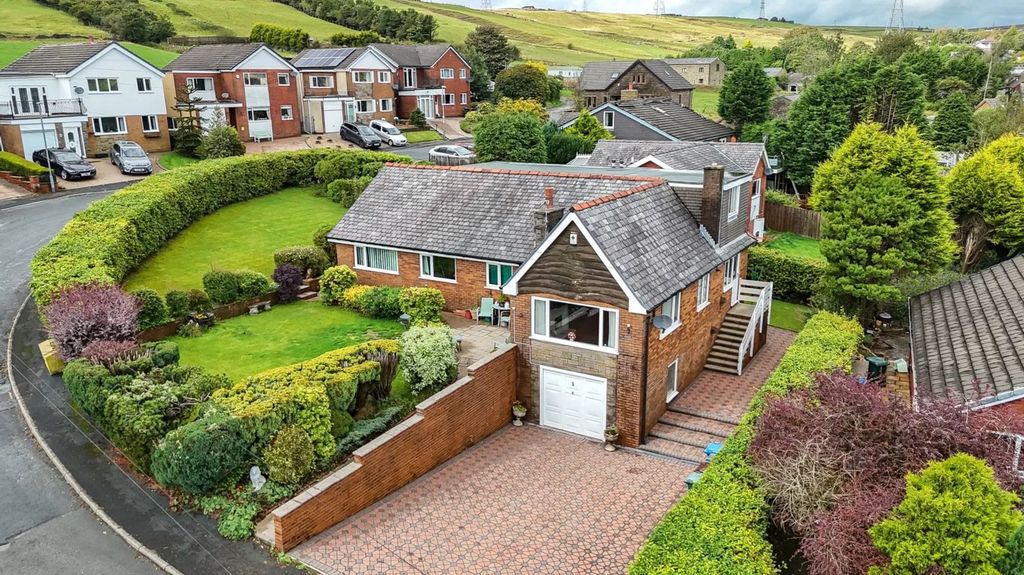 Property photo 1 of 39