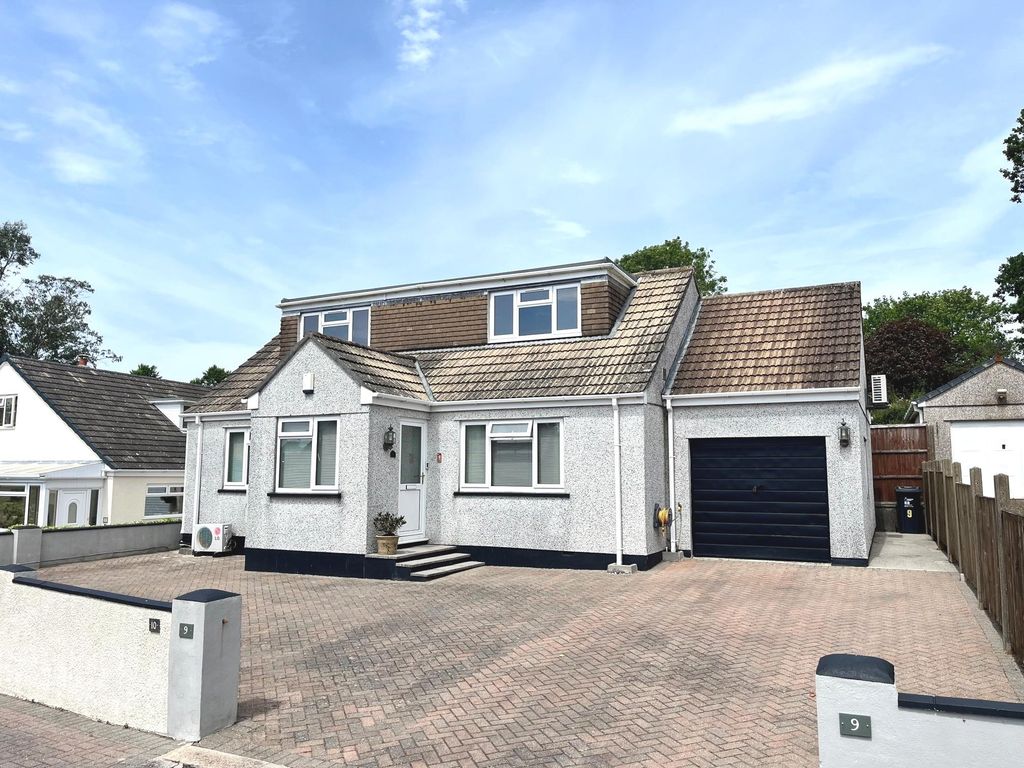 Property photo 1 of 31