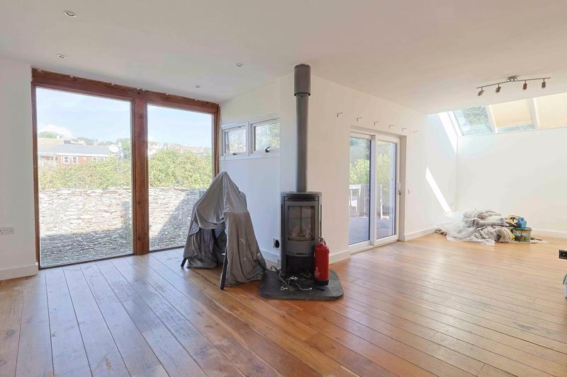 Property photo 2 of 15 Photo 10
