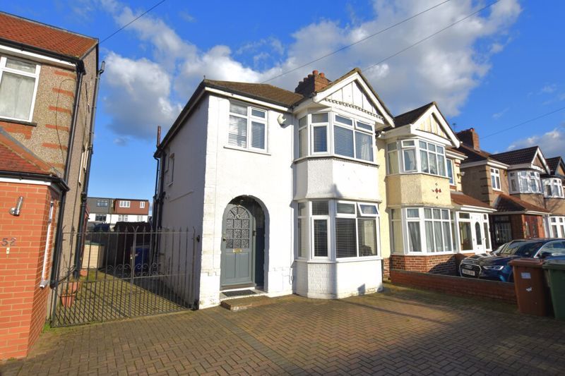 Property photo 1 of 13 Photo 7