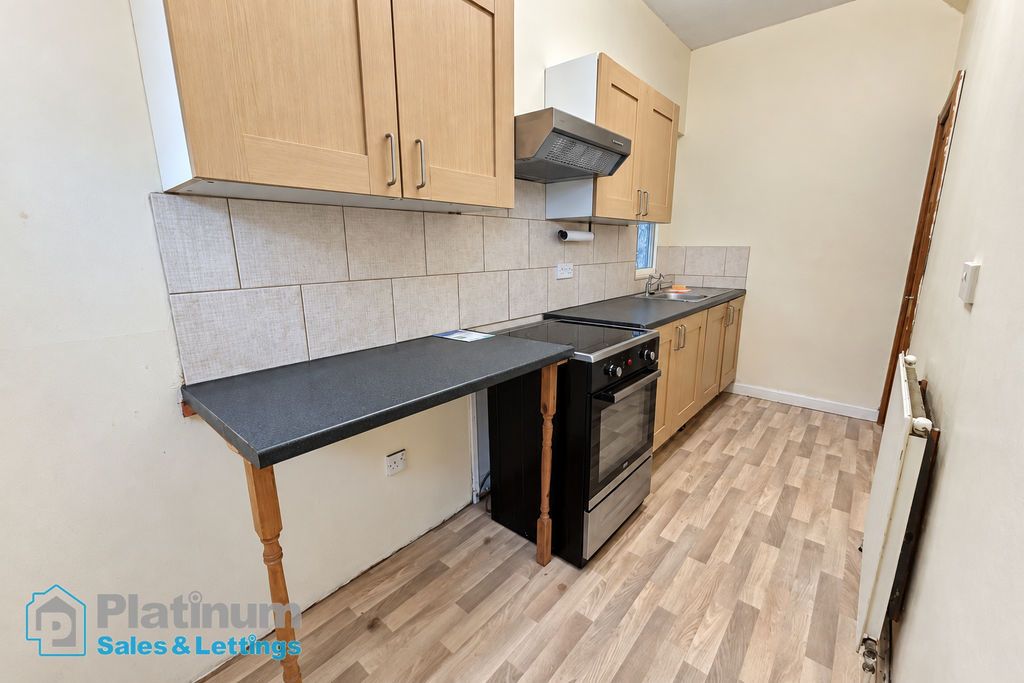 Property photo 2 of 13 Photo 10