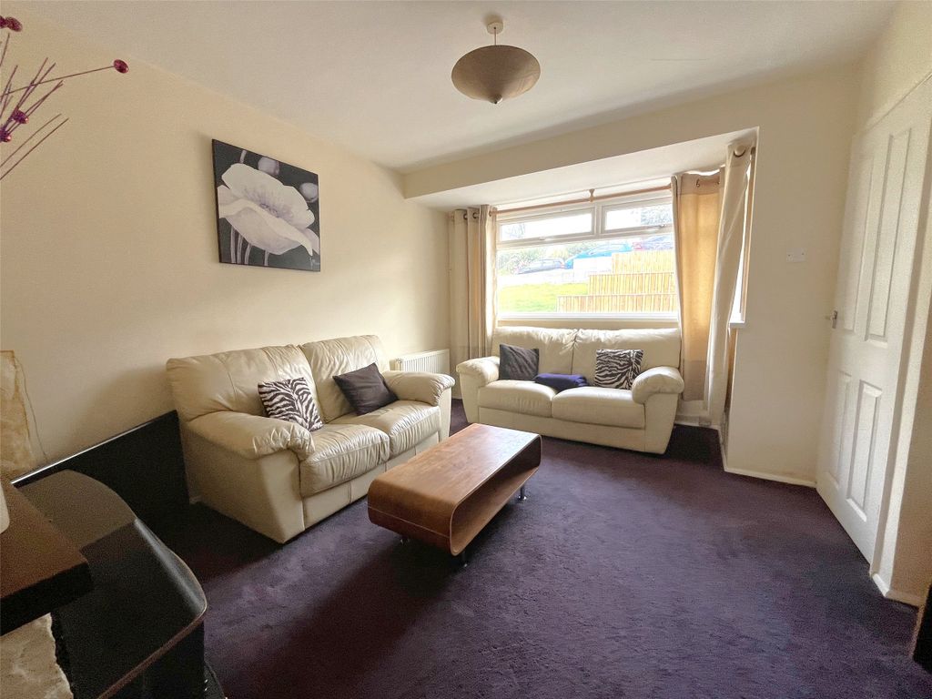 Property photo 3 of 11 Picture No. 17