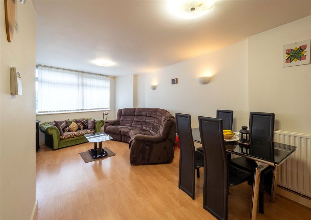 Property photo 3 of 10 Picture No. 03