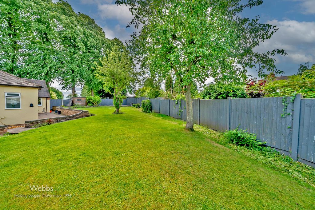 Property photo 3 of 31 Â© Webbs Estate Agents Â© (63 Of 298).Jpg