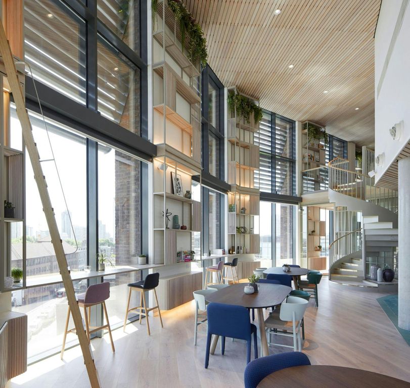 Property photo 3 of 6 3. Coworking.Jpg