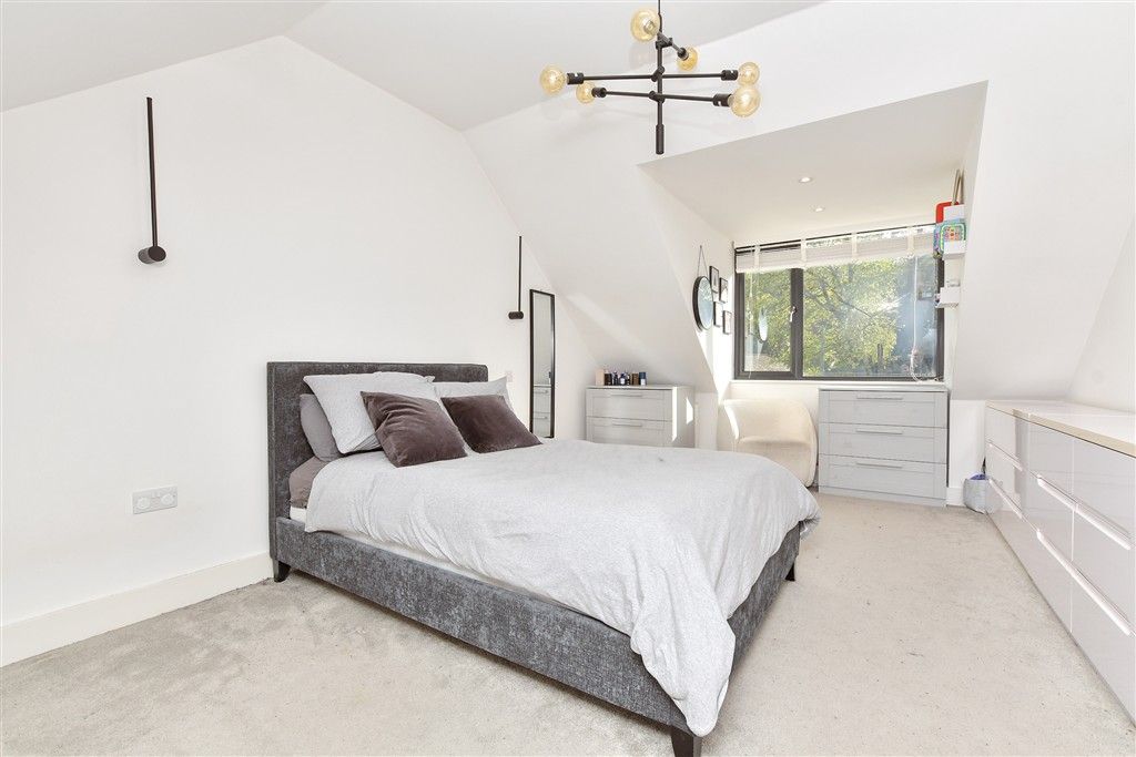 Property photo 3 of 14 Bedroom