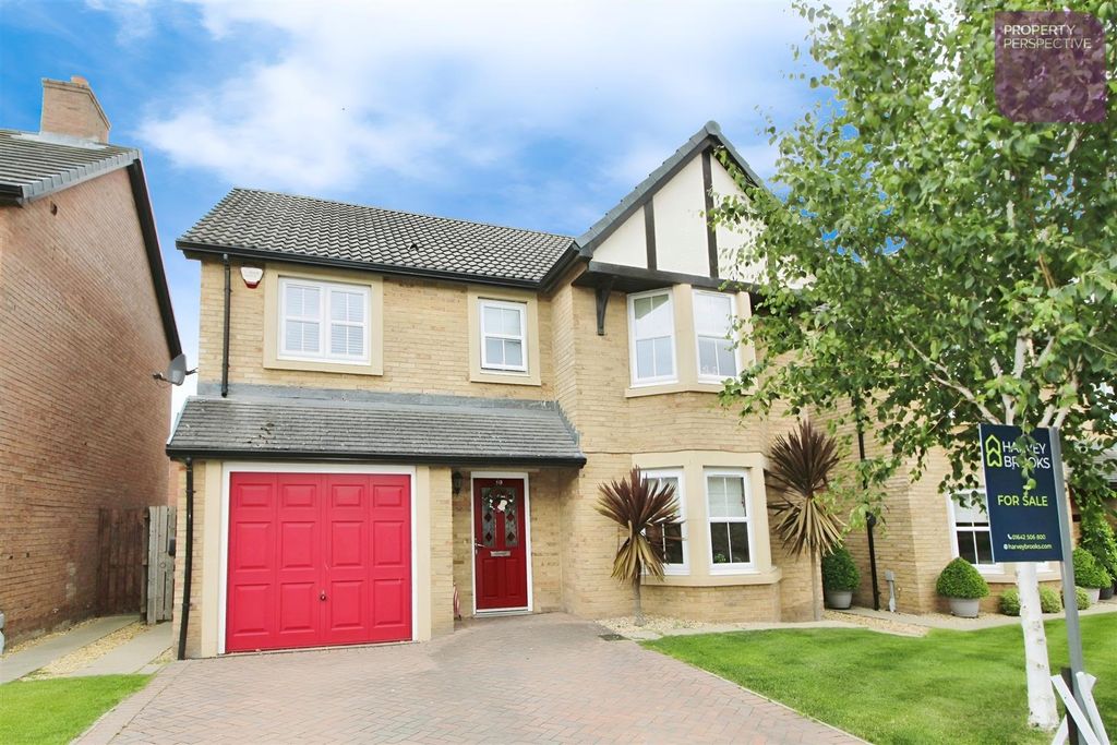 Property photo 1 of 19 External