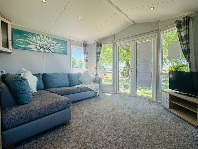 Property photo 1 of 10 Willerby Winchester 2016 Car0064112 136642041.Jpeg