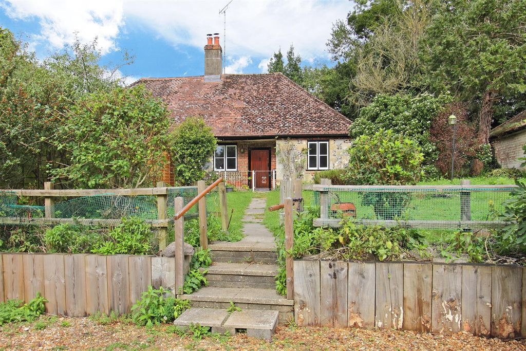 Property photo 1 of 15 1 Threeways Cottage Ph3.Jpg