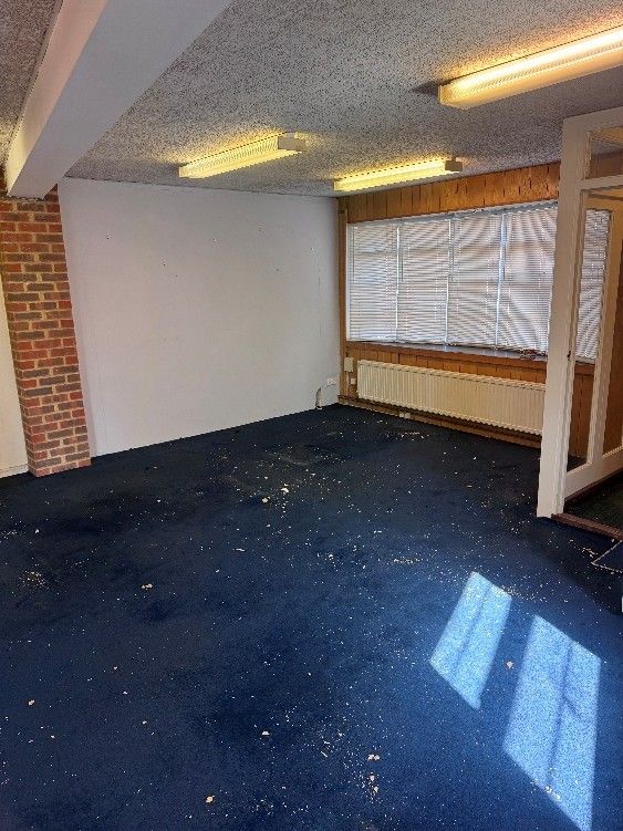 Property photo 3 of 4