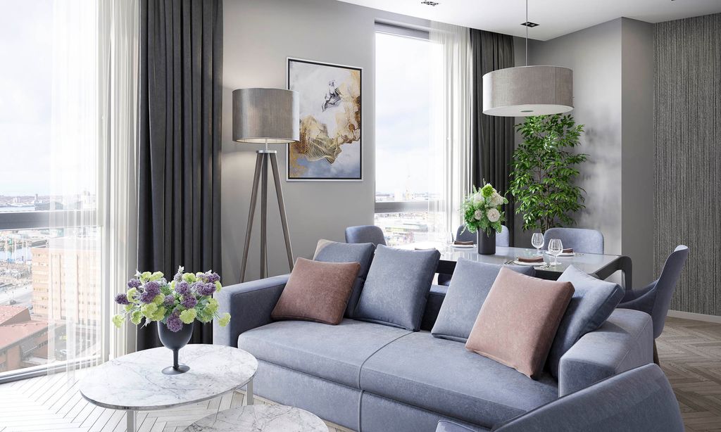 Property photo 2 of 10