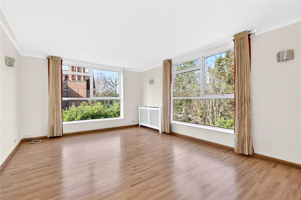 Property photo 3 of 22 Picture No. 14