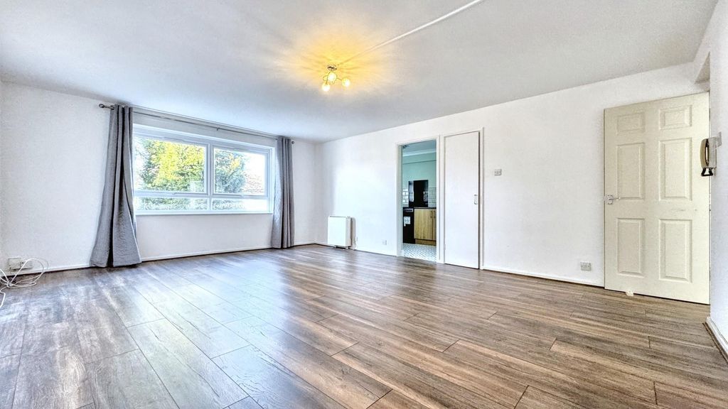 Property photo 3 of 13 Wq-Imbxiyu-Oesweq7Vjiw