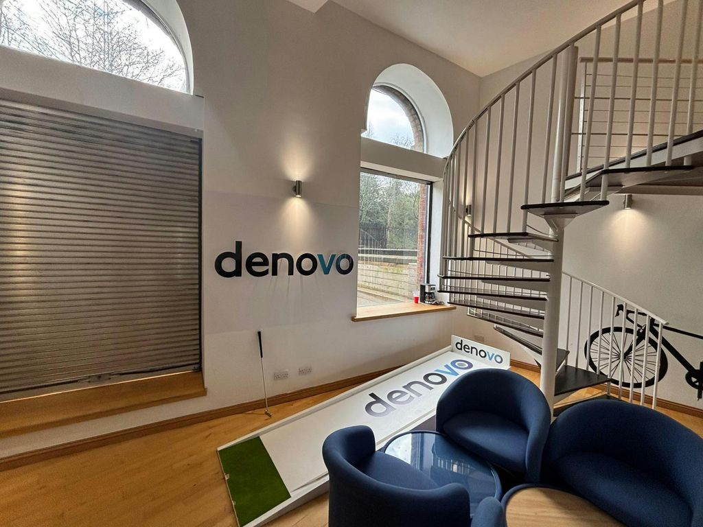 Property photo 3 of 10 Photo-2026-04-12-15-11-50 5.Jpg