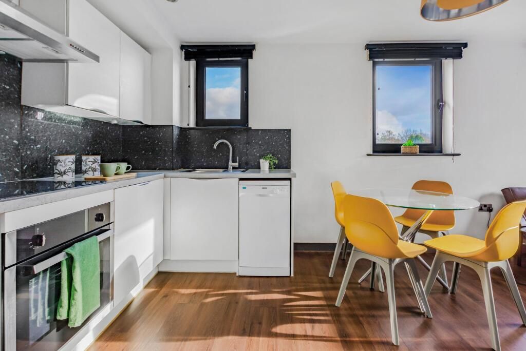 Property photo 2 of 4 Gallery