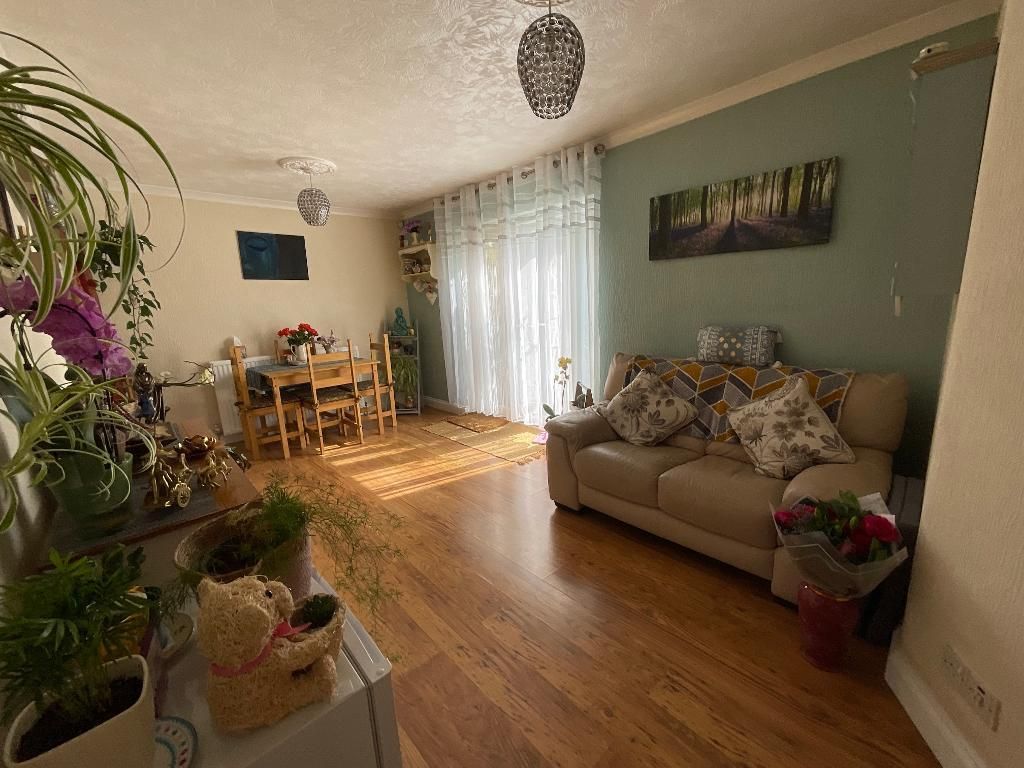 Property photo 2 of 16 Photo 2