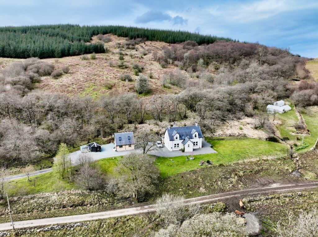 Property photo 1 of 48