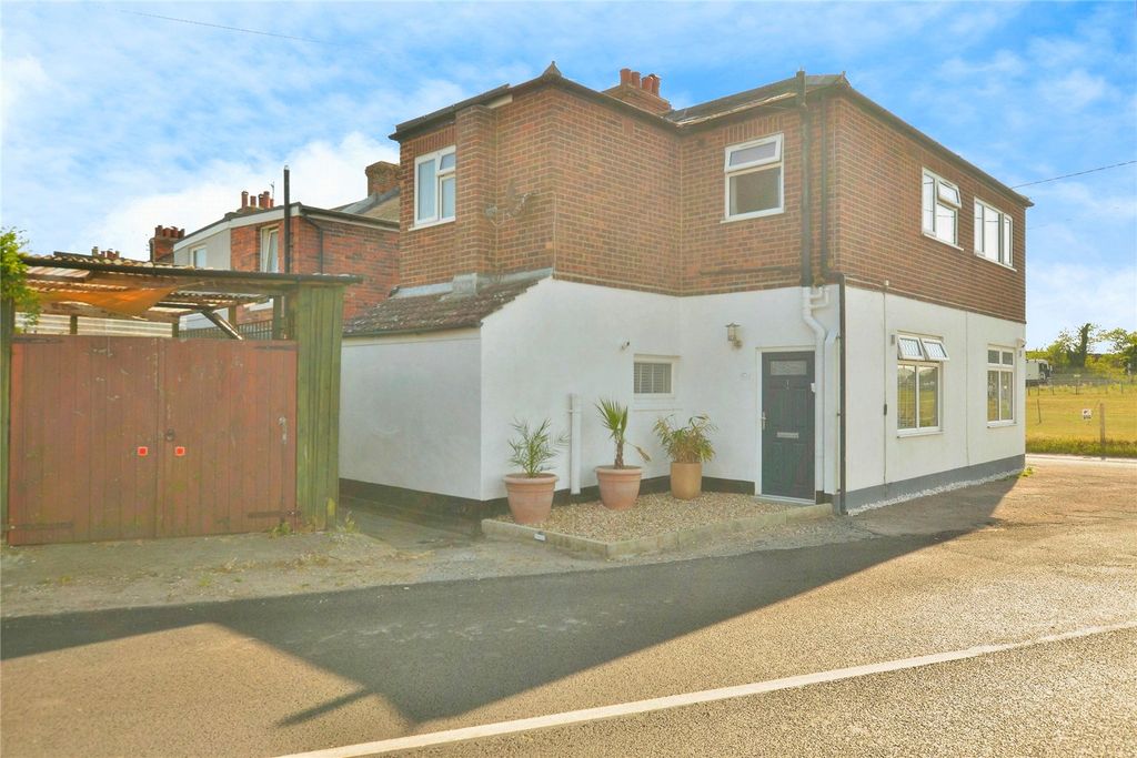 Property photo 1 of 15 Picture No. 16