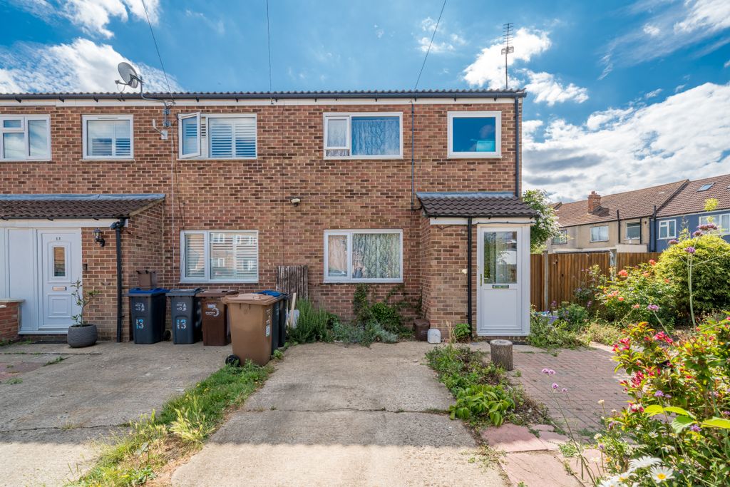 Property photo 1 of 5