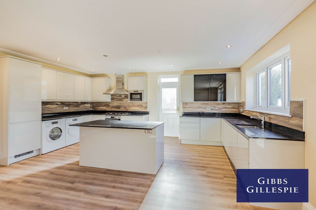 Property photo 2 of 15 Property Image