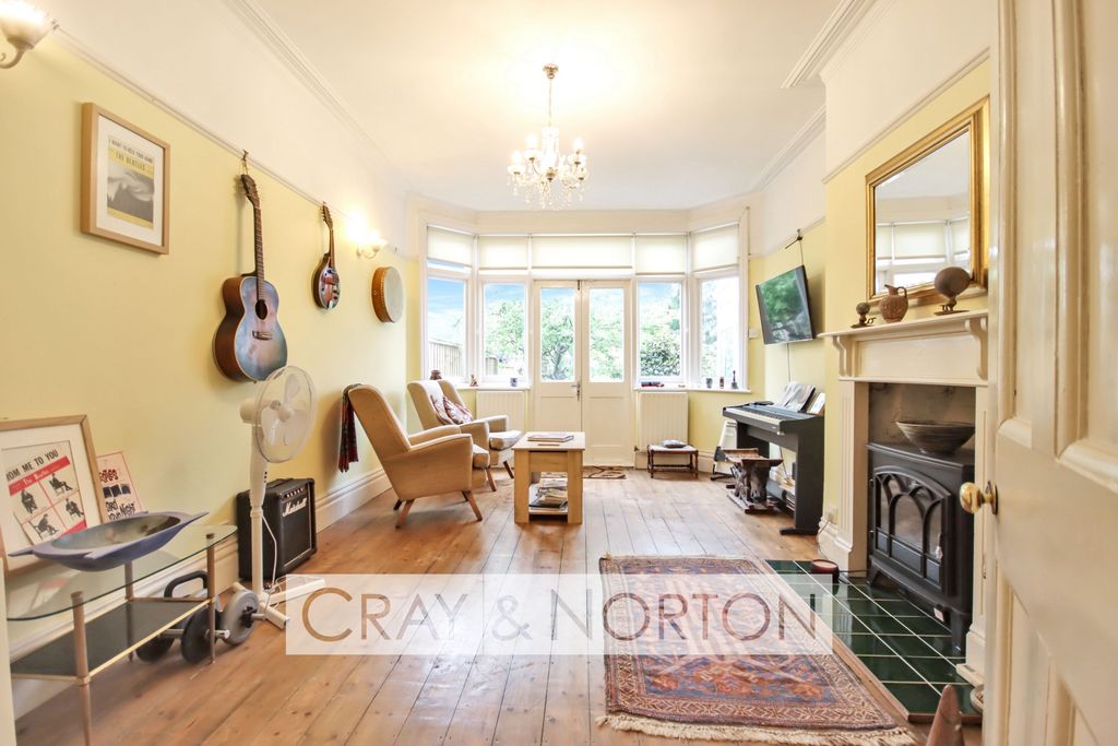 Property photo 1 of 19 Photo 1