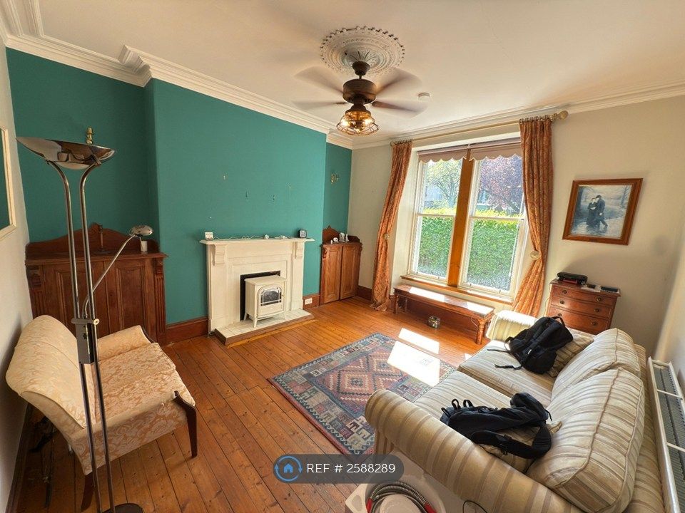 Property photo 2 of 9
