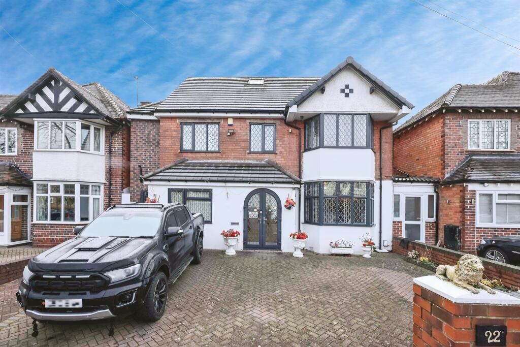 Property photo 1 of 11
