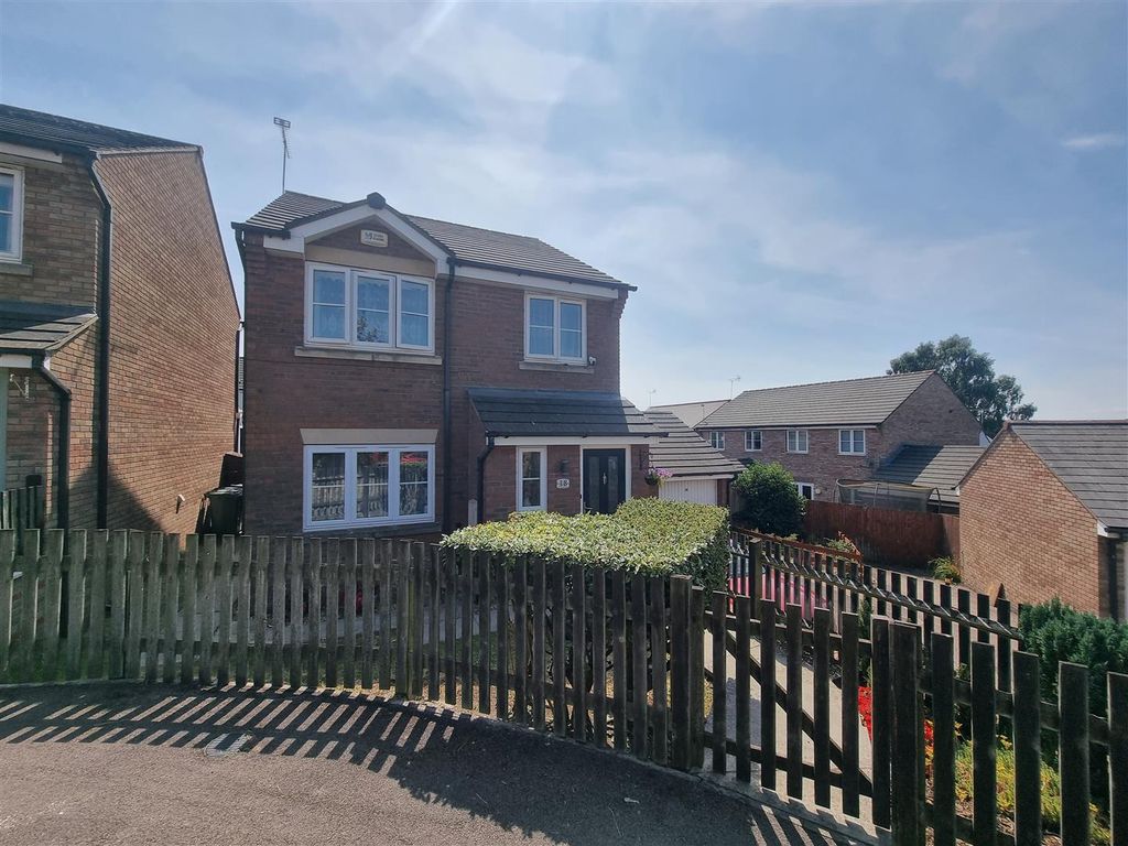 Property photo 2 of 22