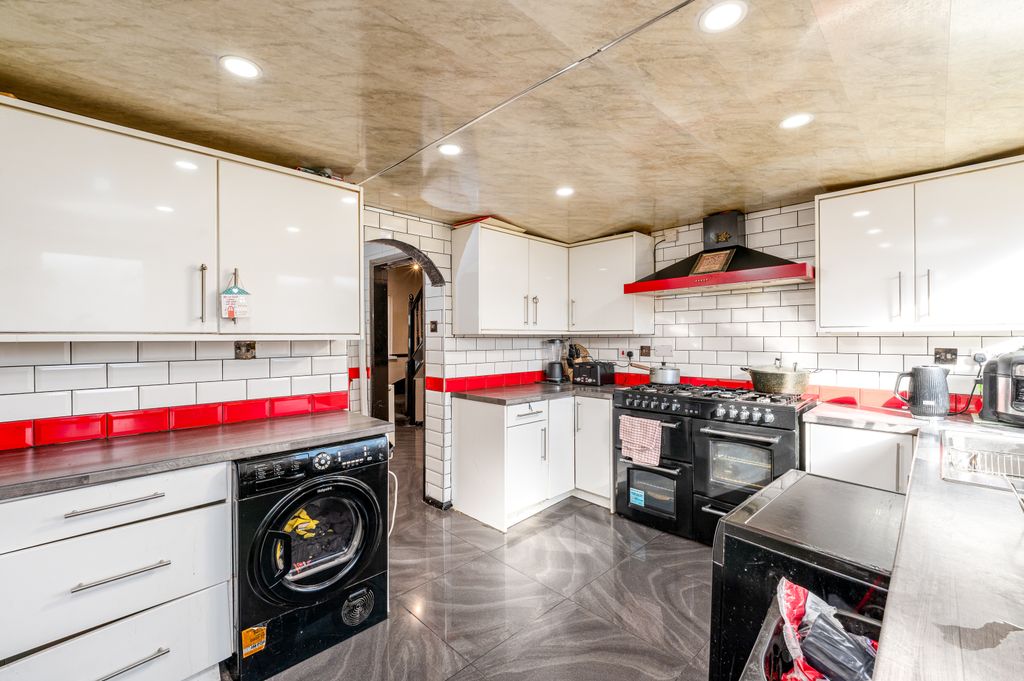 Property photo 1 of 35 14