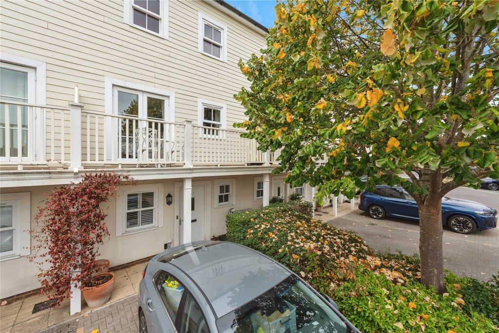 Property photo 1 of 34 Picture No. 25