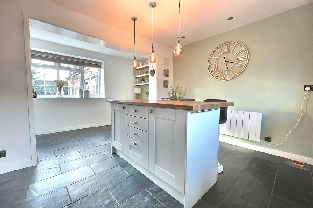 Property photo 3 of 24 Picture No. 28