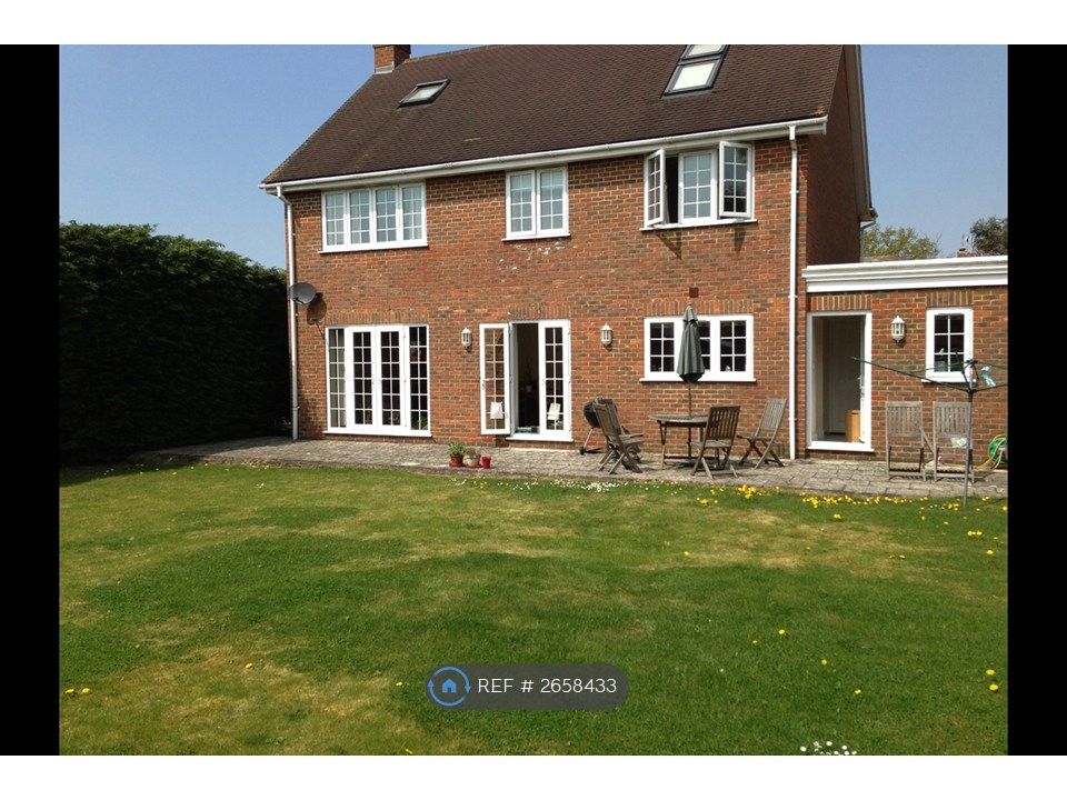 Property photo 2 of 10