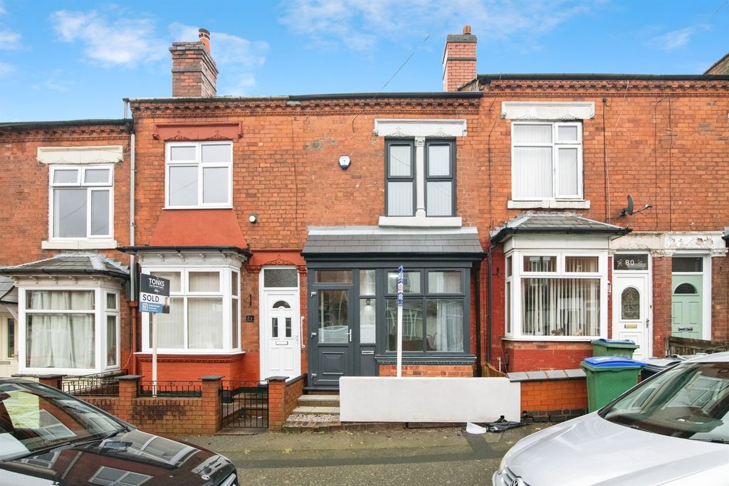 Property photo 2 of 24