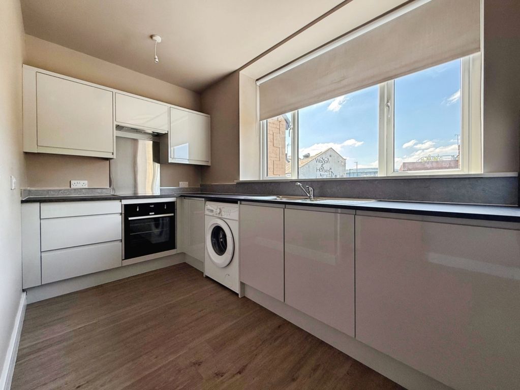 Property photo 2 of 7 Pbox-Img.Jpg