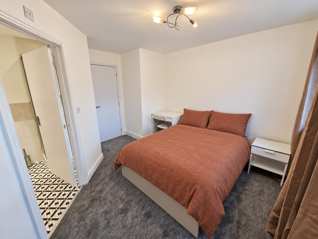 Property photo 1 of 3