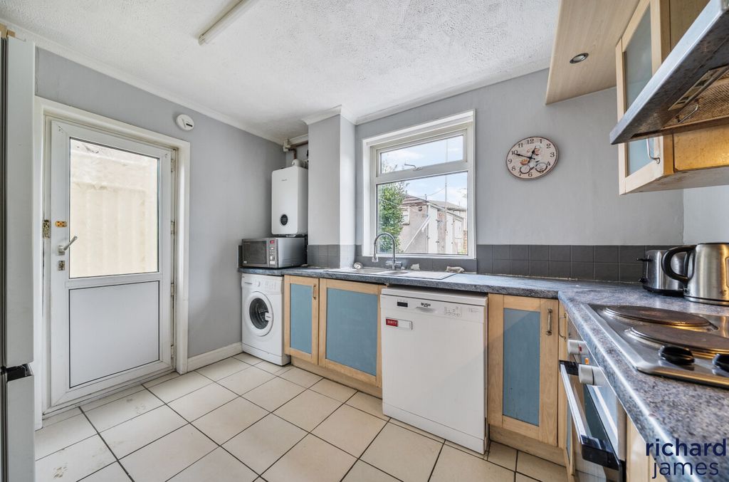 Property photo 3 of 13 9Be0Fe83cc6F459196B7Efb3d4A8c98B