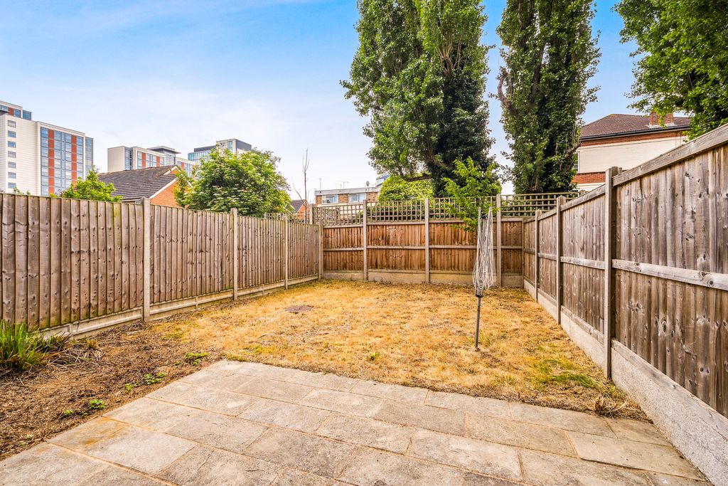 Property photo 3 of 15