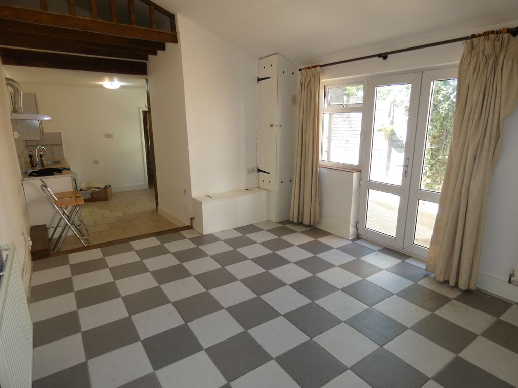 Property photo 3 of 8 Living Room
