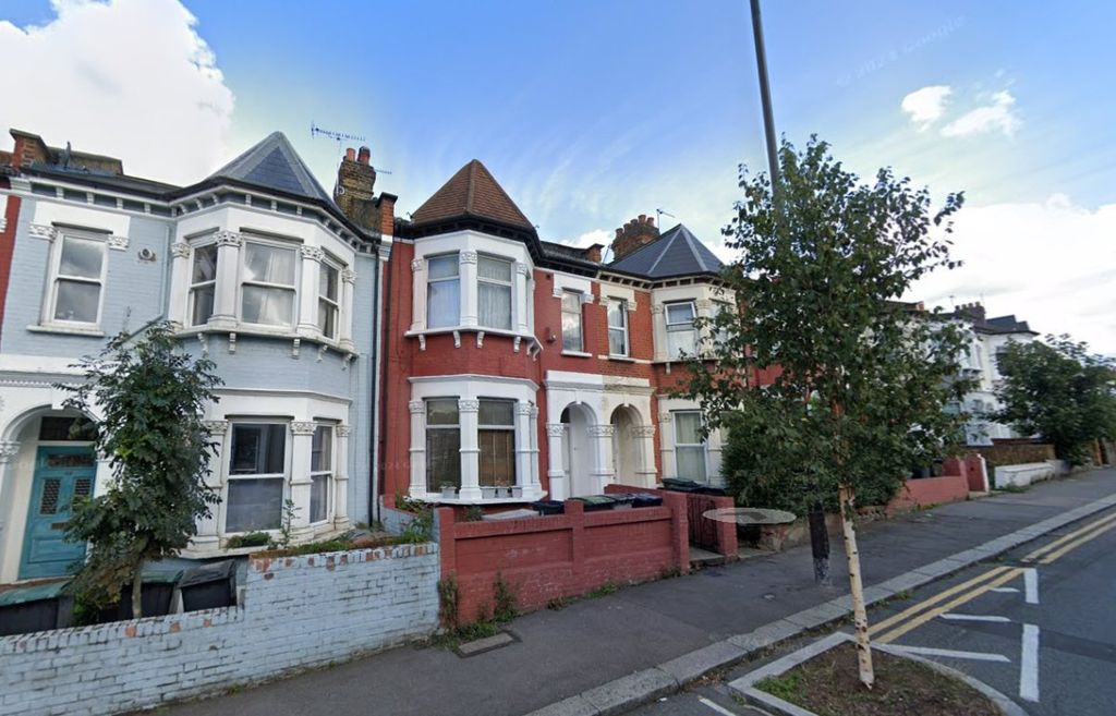Property photo 1 of 1