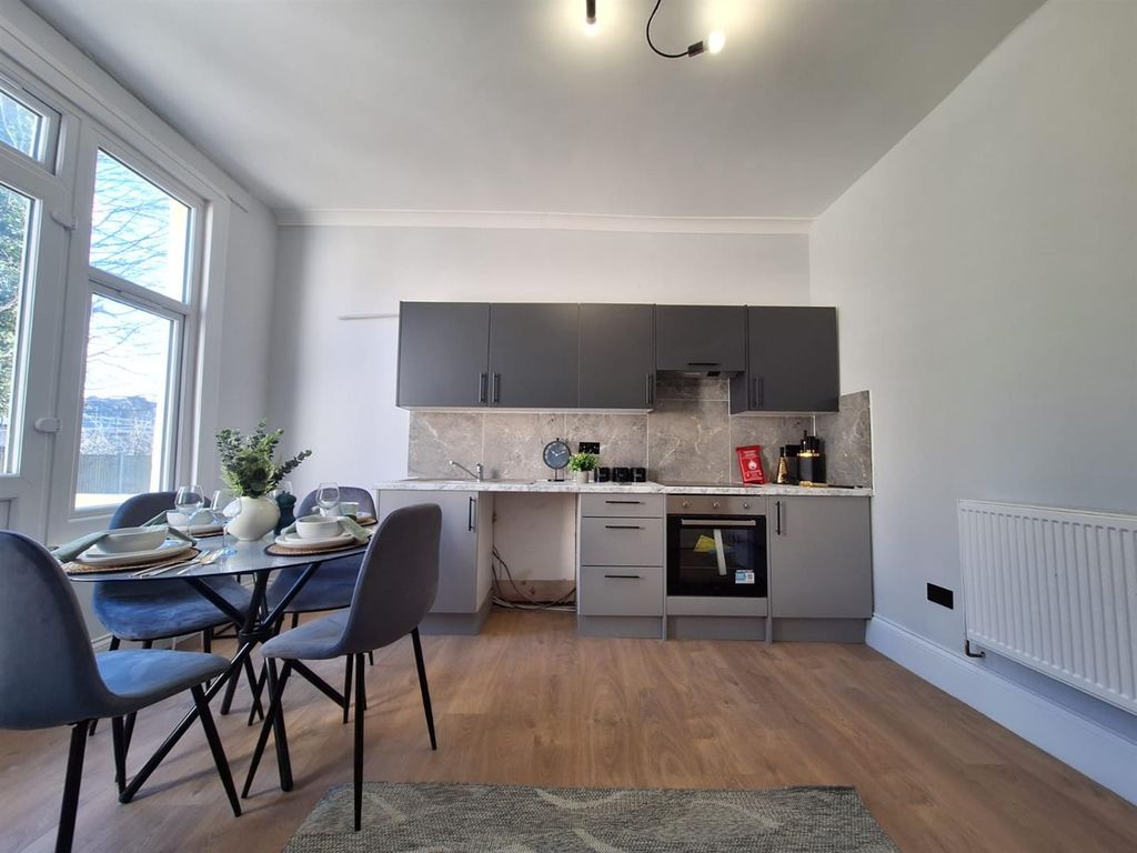 Property photo 2 of 7 Whatsapp Image 2026-04-14 At 15.36.58 (3).Jpeg