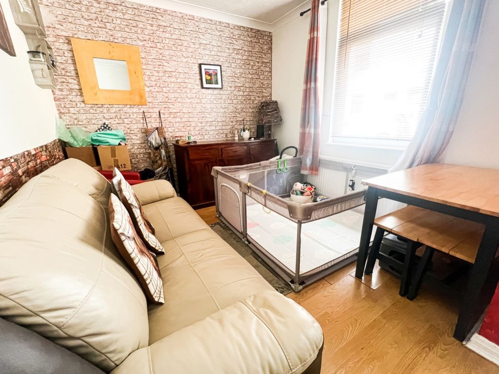 Property photo 2 of 12 Wilson Ewemove Guisborough 6