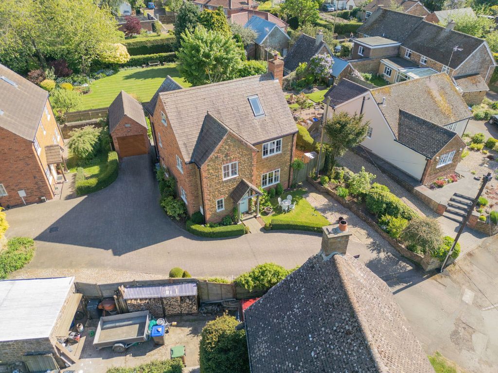Property photo 1 of 35