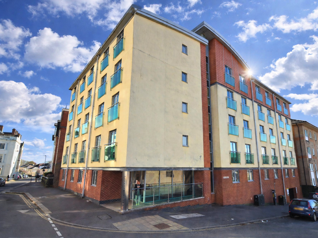 Property photo 1 of 6