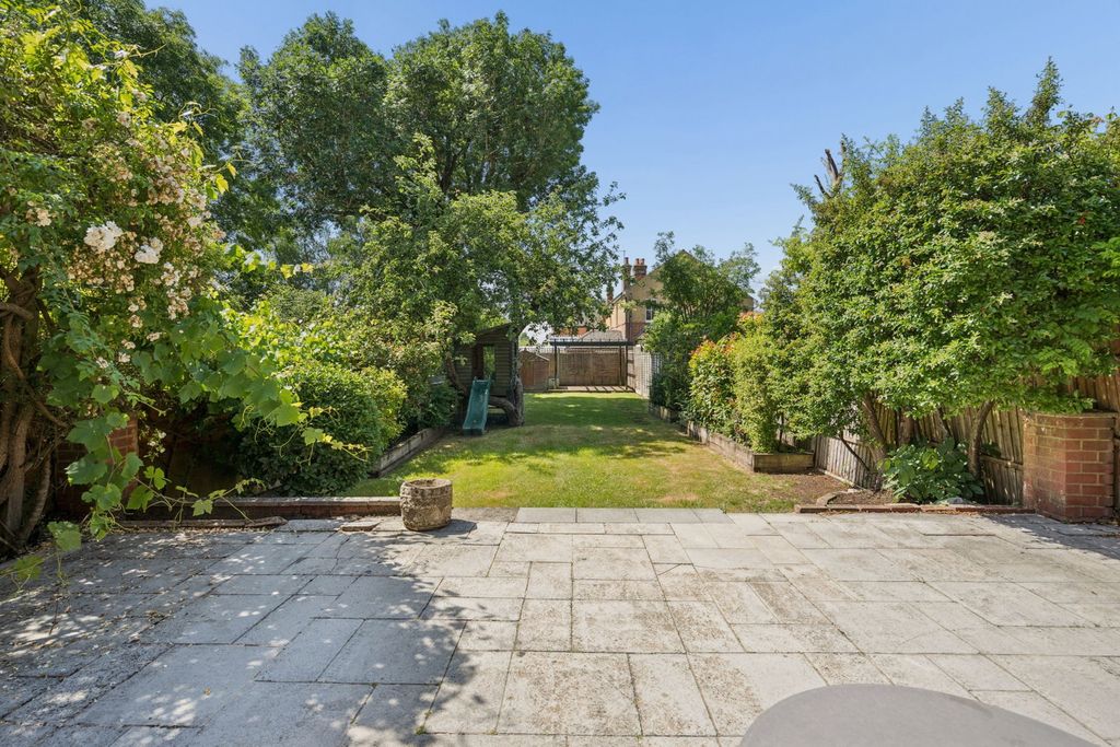Property photo 2 of 18