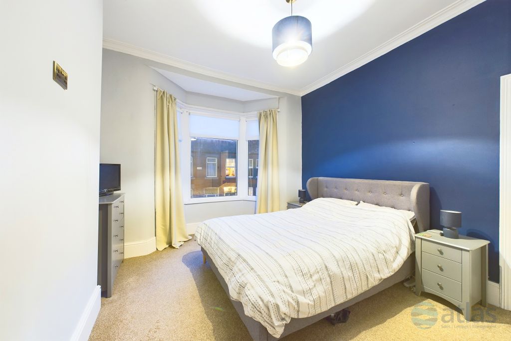 Property photo 3 of 20 Bedroom