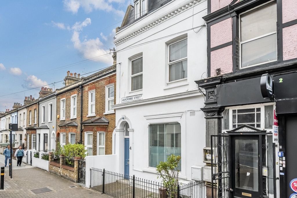 Property photo 3 of 21 Picture No. 04