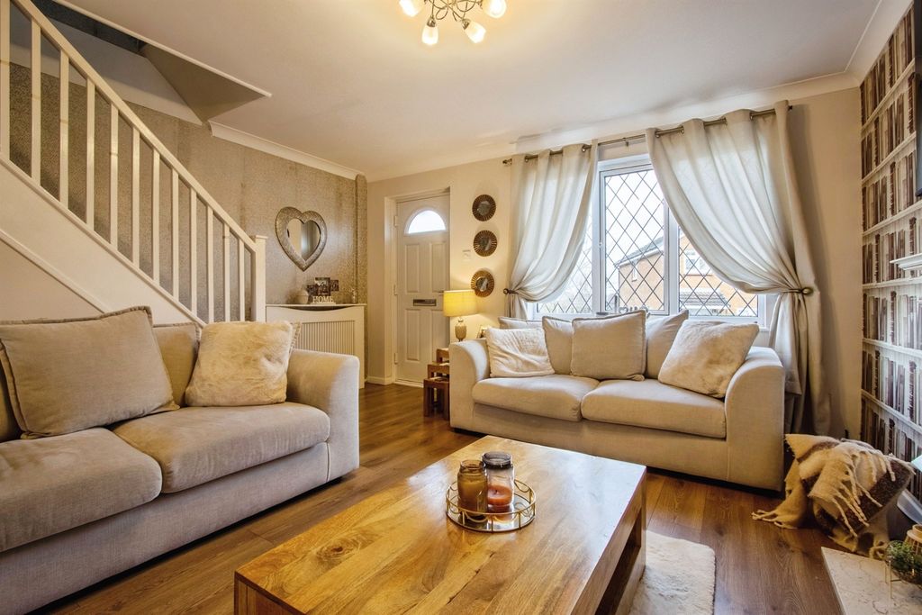 Property photo 3 of 14